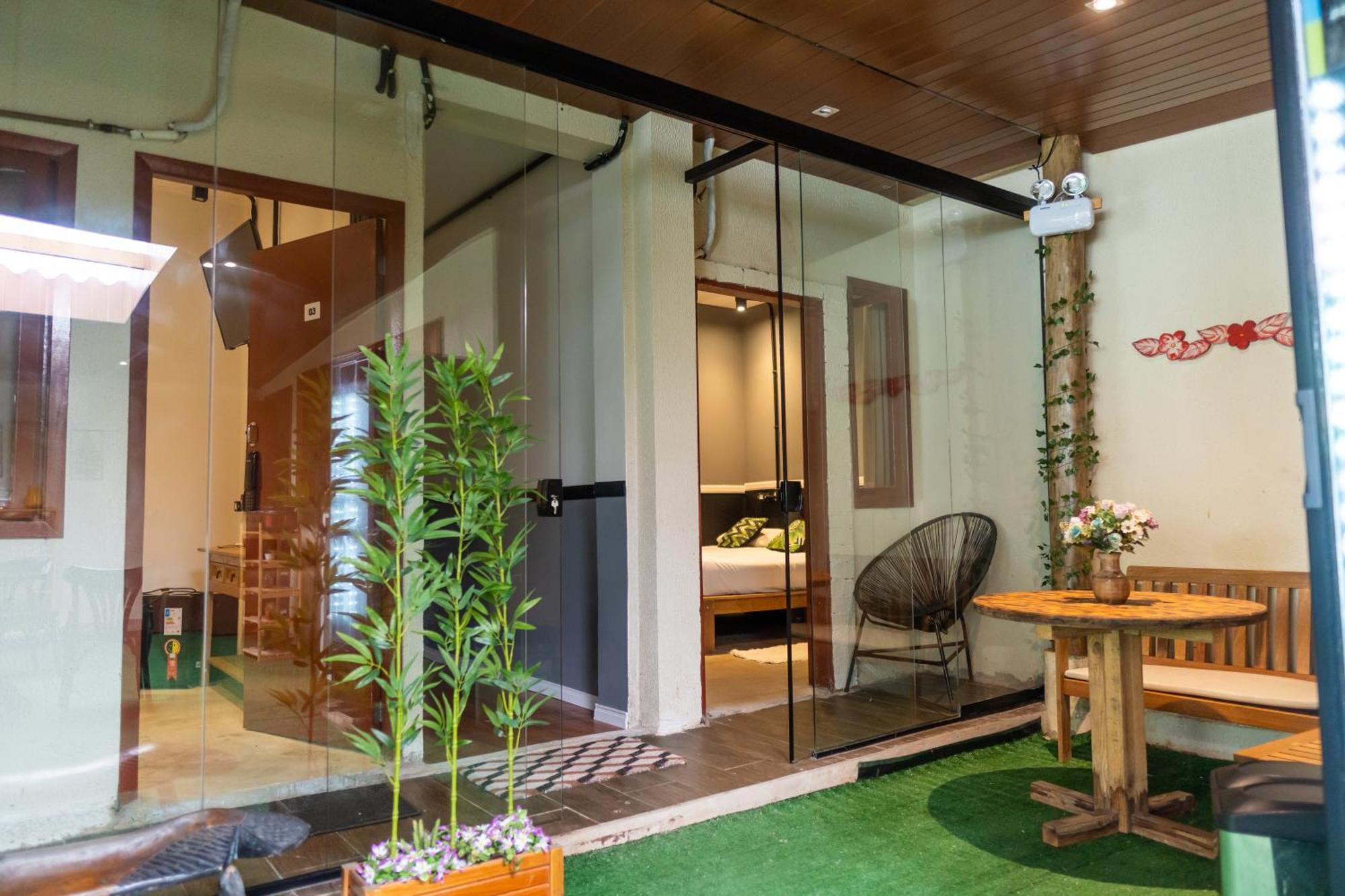 Refugio Da Enseada - Suites ウバトゥバ エクステリア 写真