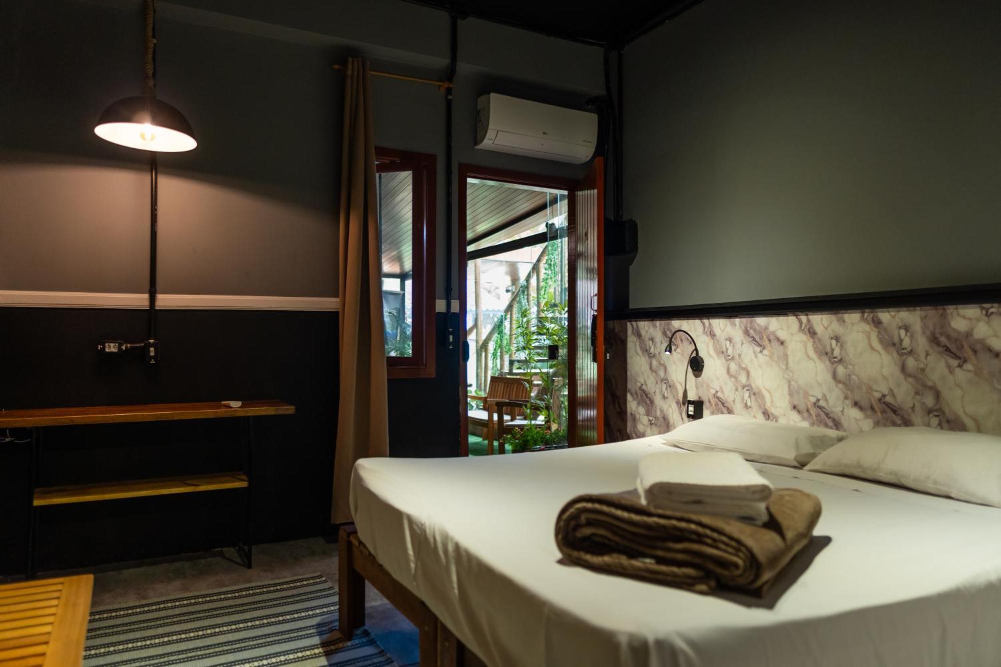 Refugio Da Enseada - Suites ウバトゥバ エクステリア 写真